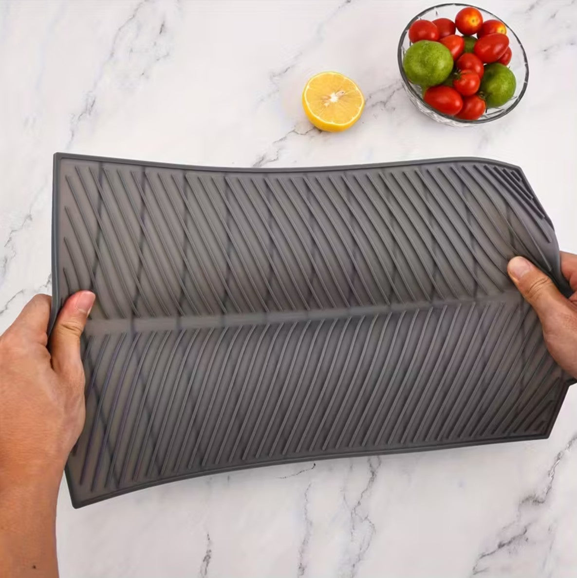 Suport din silicon pentru scurgerea vaselor, Zola, antiderapant, PVC, 43 x 33.5 x 1 cm, gri Suport din silicon pentru scurgerea vaselor, Zola, antiderapant, PVC, 43 x 33.5 x 1 cm, gri